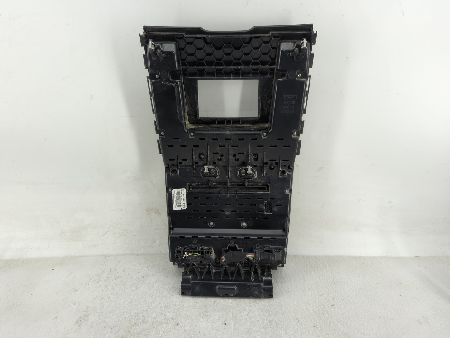 2016 Ford Edge Climate Control Module Temperature AC/Heater Replacement P/N:FT4T-18E243-AJ Fits OEM Used Auto Parts - Oemuse