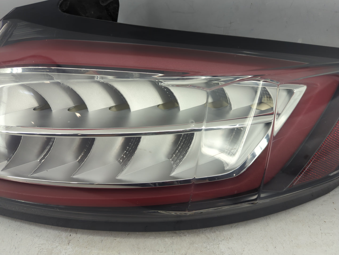 2015-2018 Ford Edge Tail Light Assembly Passenger Right OEM P/N:FT4B-13404-D FT4B-13404-C Fits Fits 2015 2016 2017 2018 OEM 