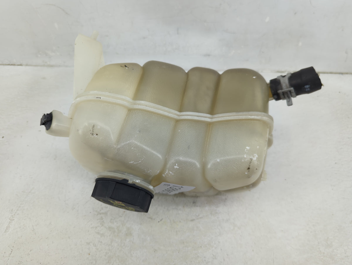 2015-2020 Ford Edge Radiator Coolant Overflow Expansion Tank Bottle 1389872 - Oemusedautoparts1.com
