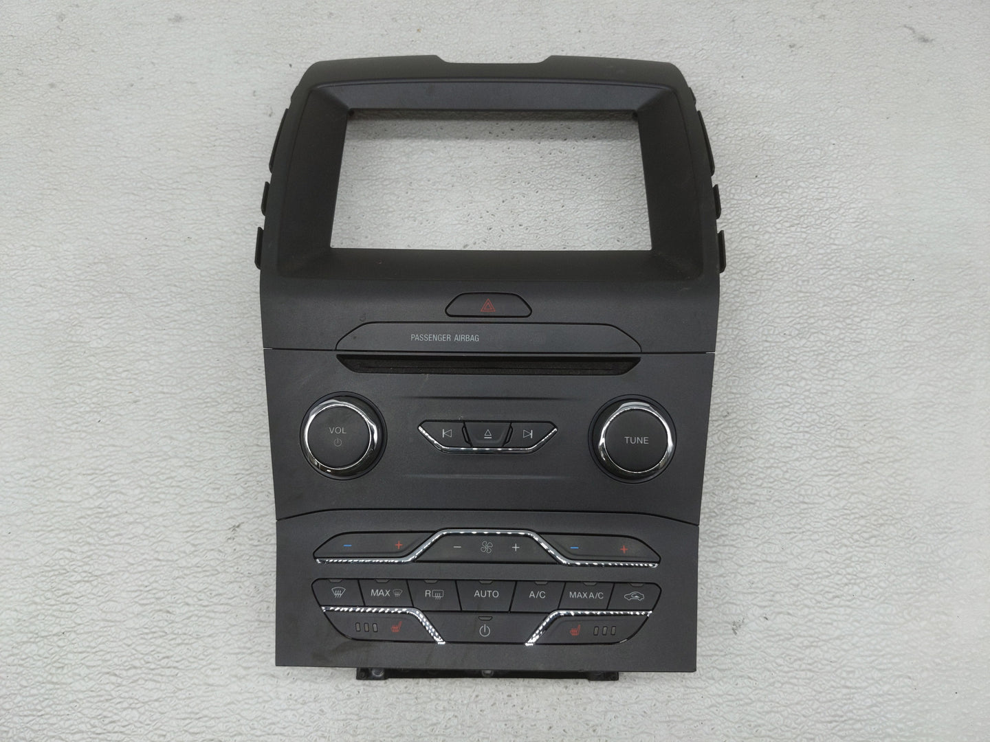 2015-2018 Ford Edge Radio Control Panel - Oemusedautoparts1.com