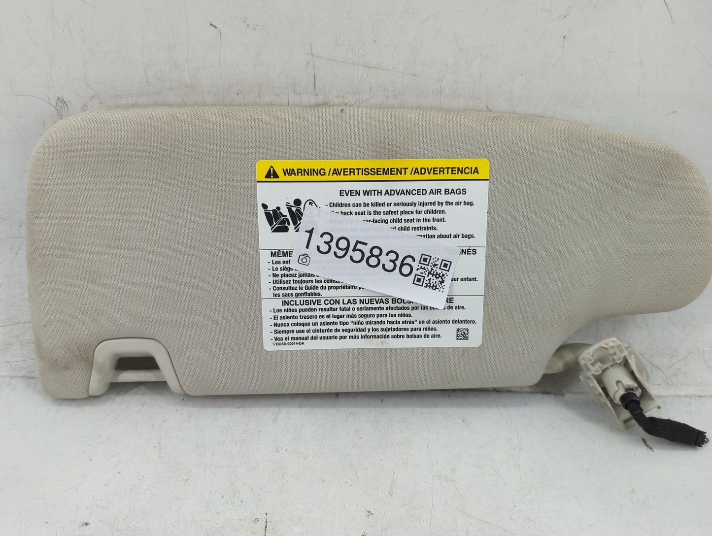 2015-2020 Ford Edge Sun Visor Shade Replacement Passenger Right Mirror Fits Fits 2015 2016 2017 2018 2019 2020 OEM Used Auto