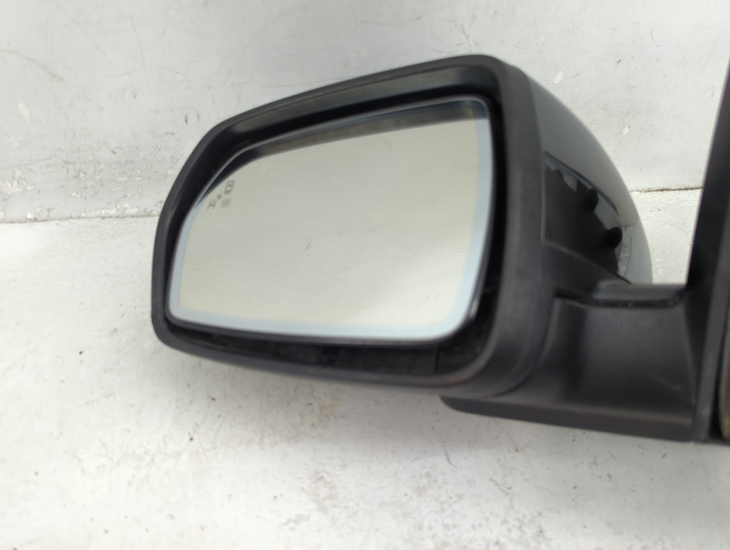2015-2018 Ford Edge Driver Side View Mirror - Left Door Mirror OEM Used - Oemusedautoparts1.com