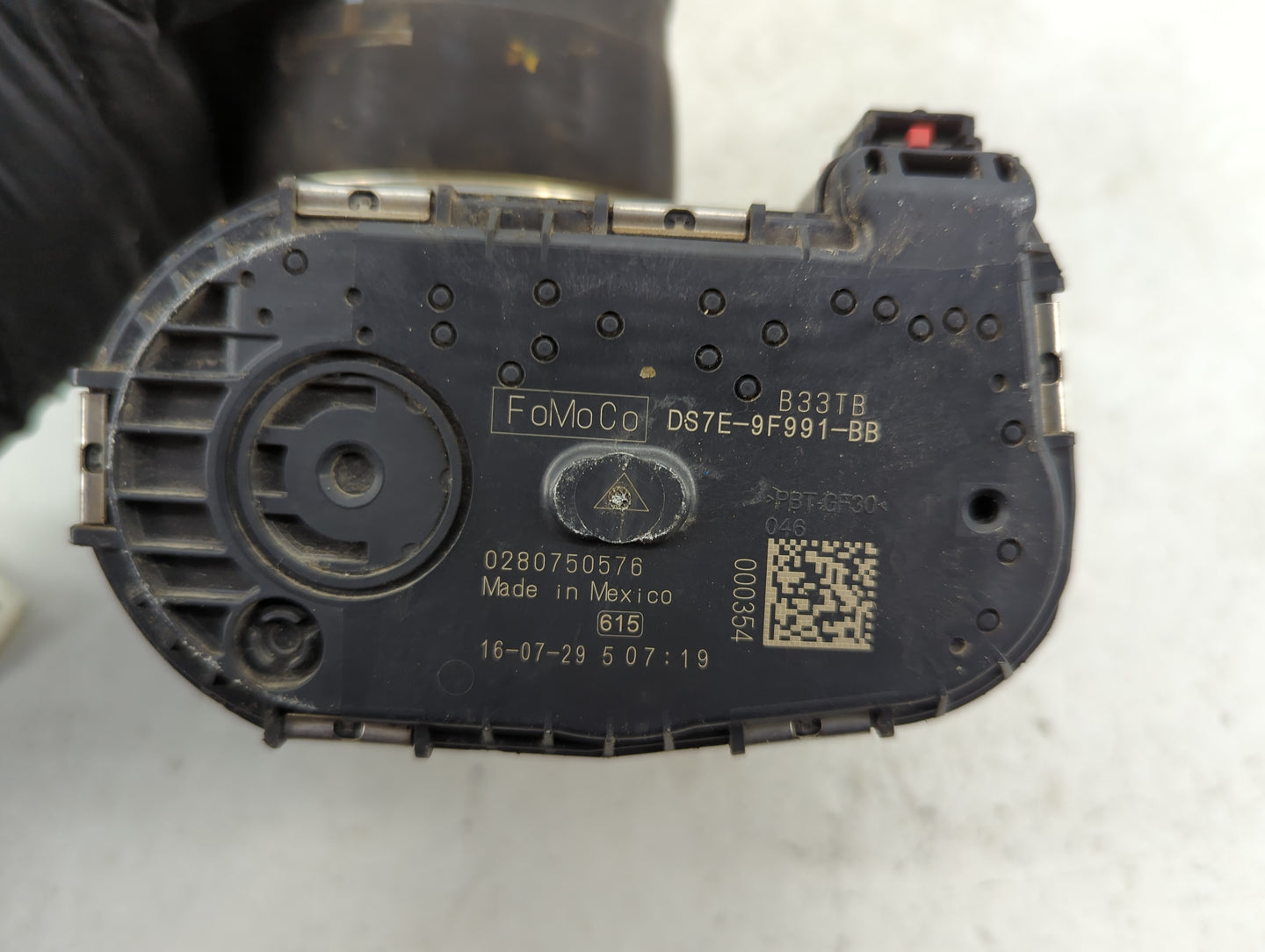 2015-2018 Ford Edge Throttle Body P/N:DS7E-9F991-BB Fits Fits 2014 2015 2016 2017 2018 2019 2020 2021 2022 OEM Used Auto Par