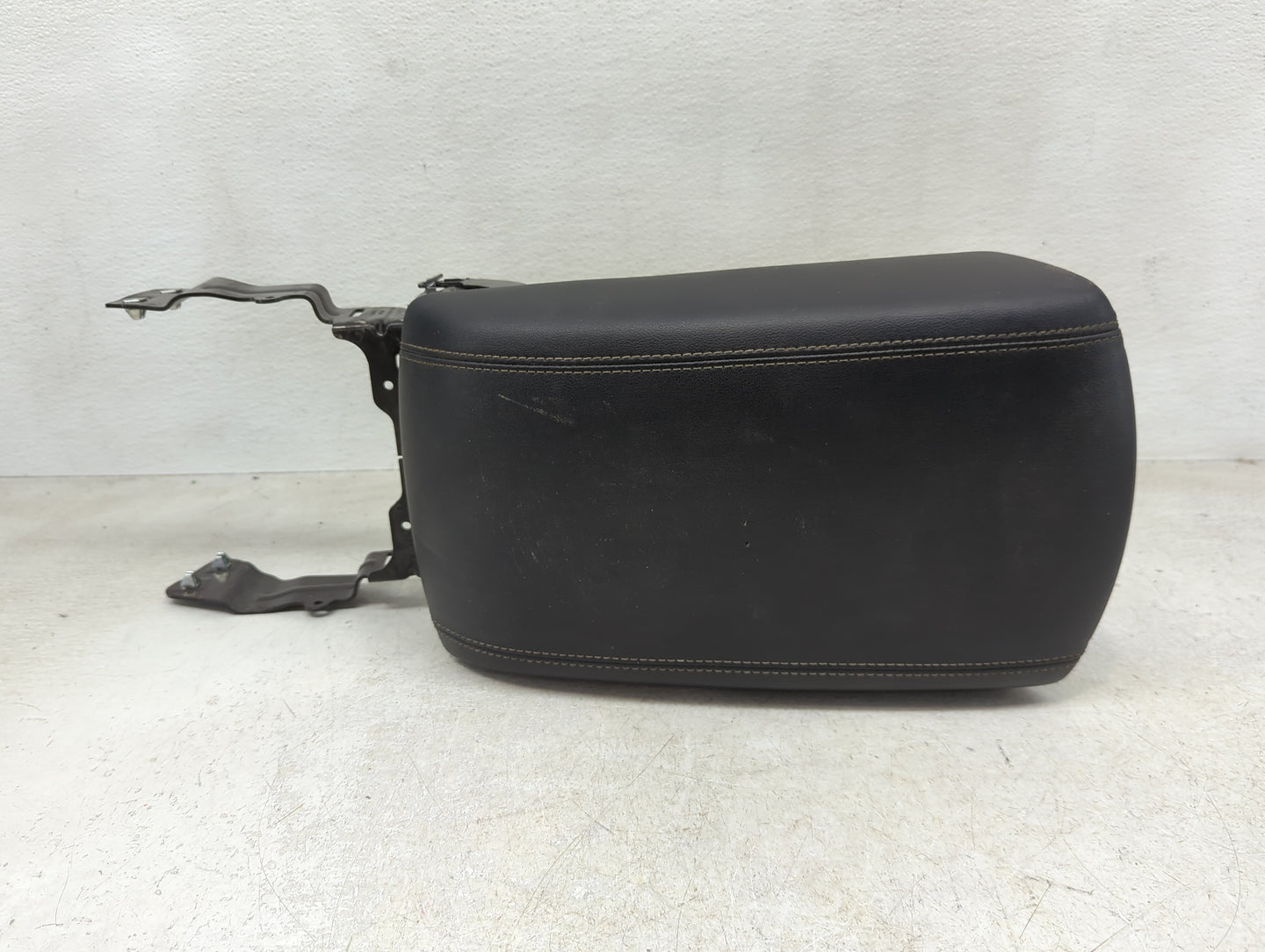 2016 Ford Edge Center Console Armrest Cover Lid Fits OEM Used Auto Parts - Oemusedautoparts1.com