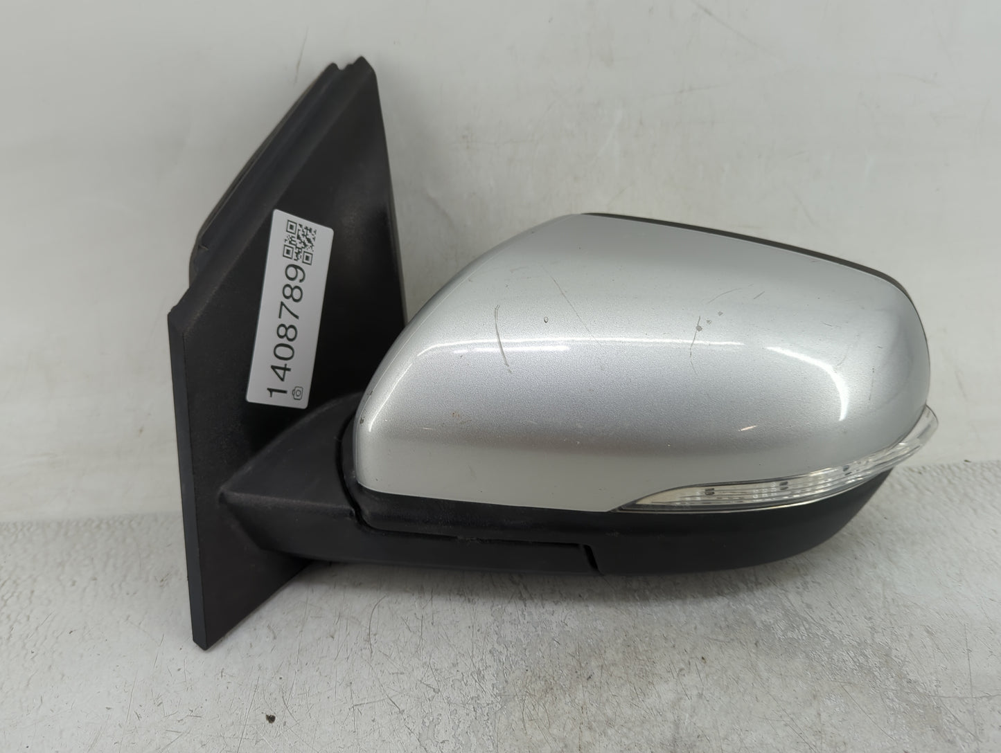 2015-2018 Ford Edge Driver Side View Mirror - Left Door Mirror OEM Used - Oemusedautoparts1.com
