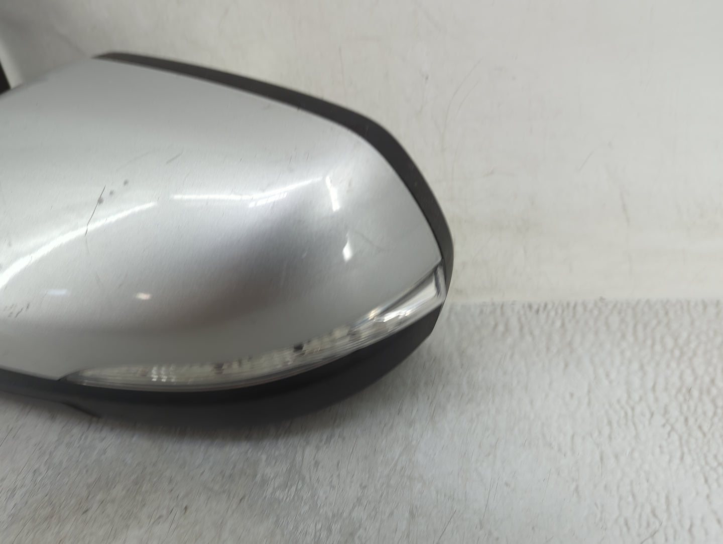 2015-2018 Ford Edge Driver Side View Mirror - Left Door Mirror OEM Used - Oemusedautoparts1.com