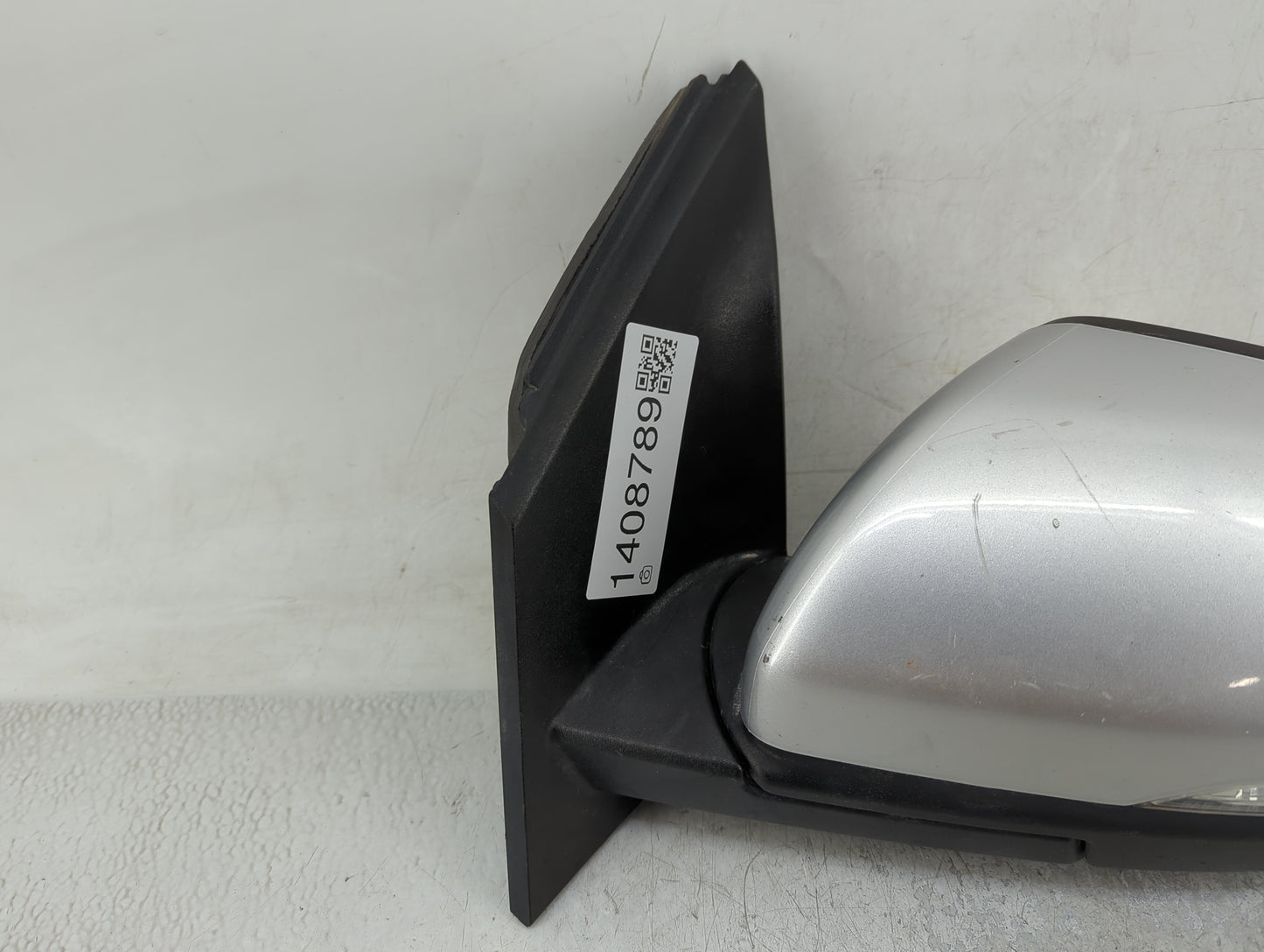 2015-2018 Ford Edge Driver Side View Mirror - Left Door Mirror OEM Used - Oemusedautoparts1.com
