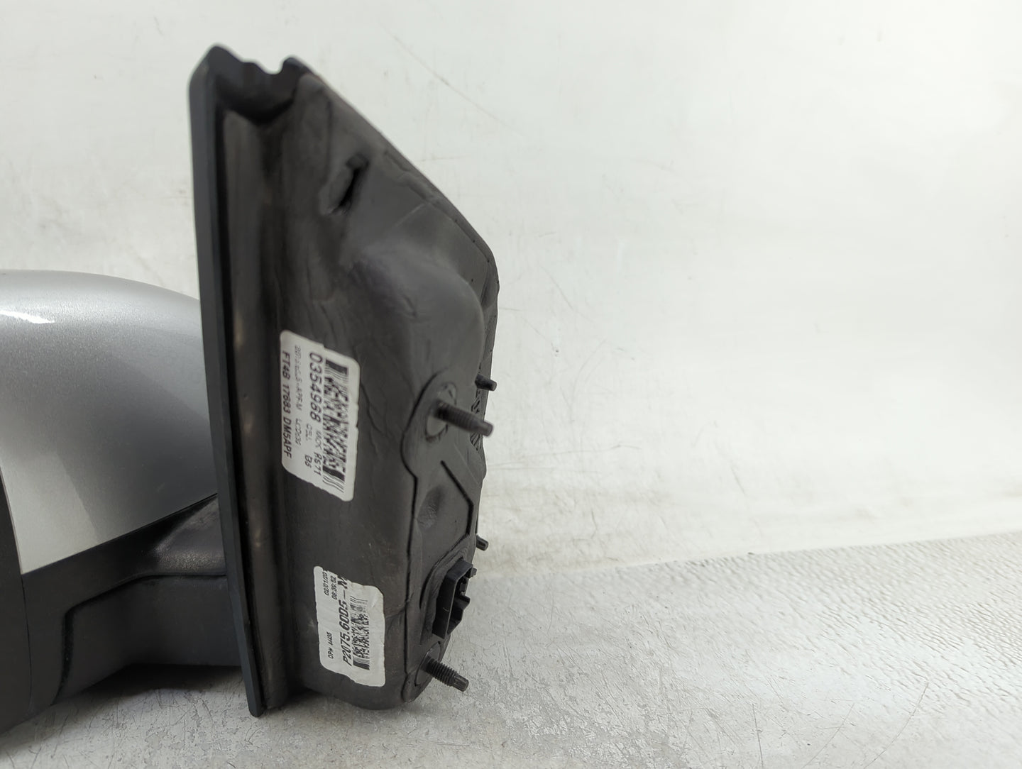 2015-2018 Ford Edge Driver Side View Mirror - Left Door Mirror OEM Used - Oemusedautoparts1.com