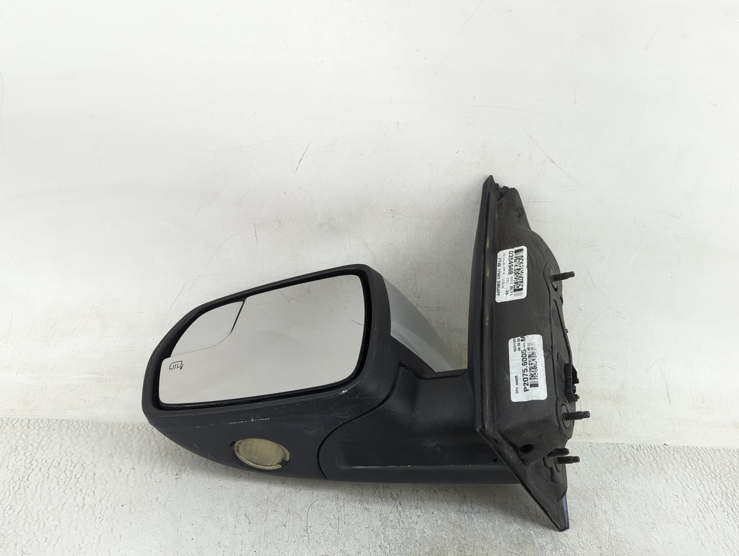 2015-2018 Ford Edge Driver Side View Mirror - Left Door Mirror OEM Used - Oemusedautoparts1.com