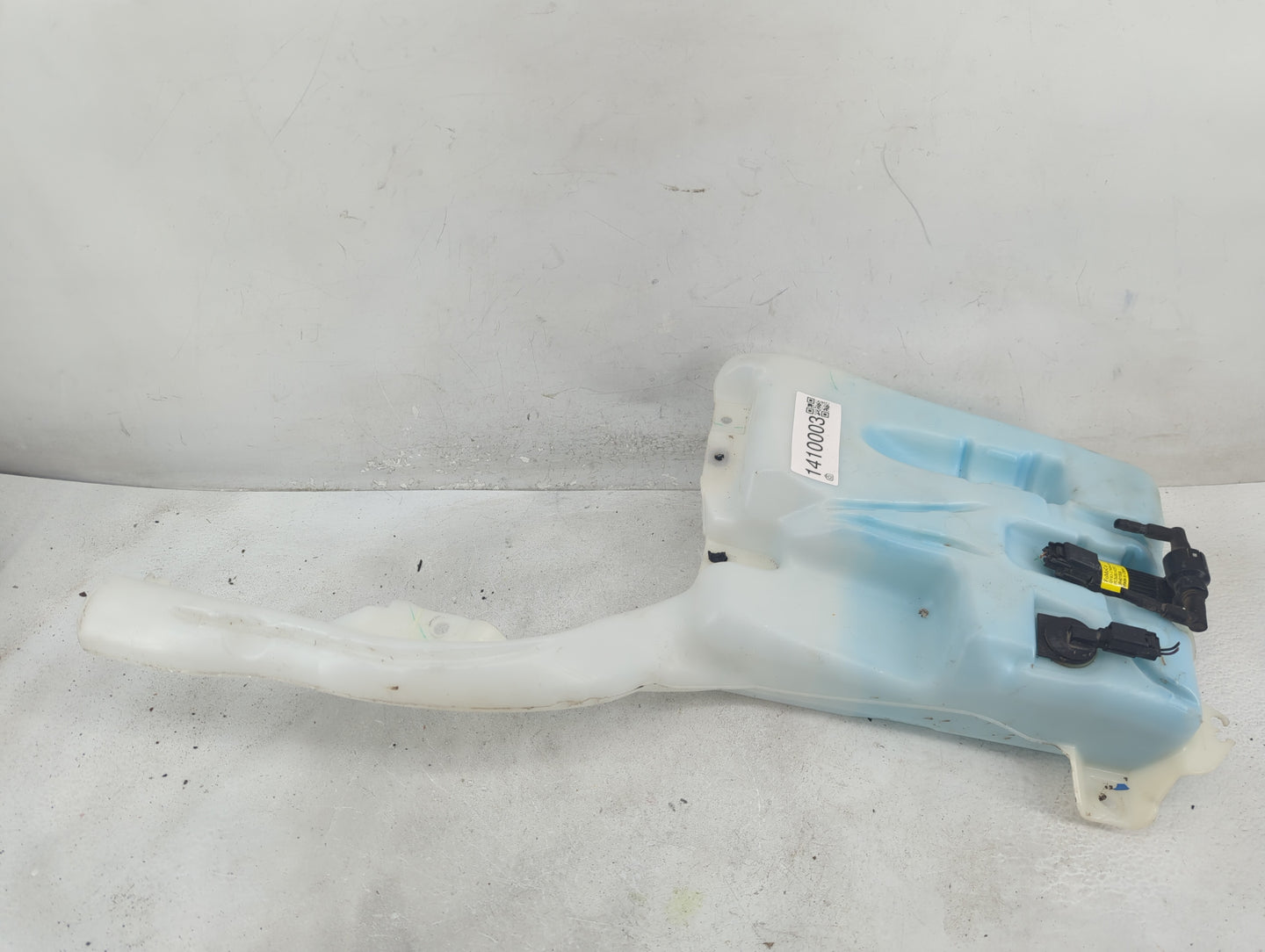 2016-2020 Ford Edge Windshield Washer Fluid Reservoir Bottle Oem - Oemusedautoparts1.com