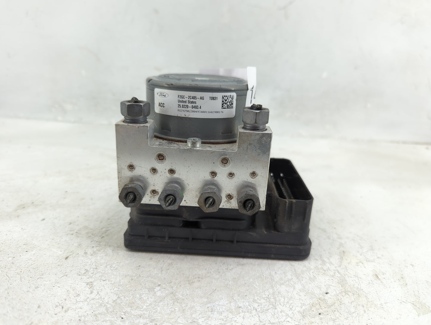 2015-2018 Ford Edge ABS Pump Control Module Replacement P/N:F2GC-2C405-AG Fits Fits 2015 2016 2017 2018 OEM Used Auto Parts 
