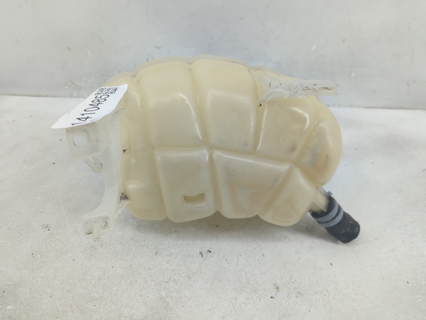Ford Edge Windshield Washer Fluid Reservoir Bottle Oem - Oemusedautoparts1.com