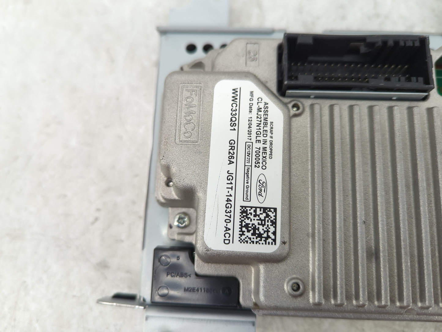2015-2018 Ford Edge Information Display Screen - Oemusedautoparts1.com