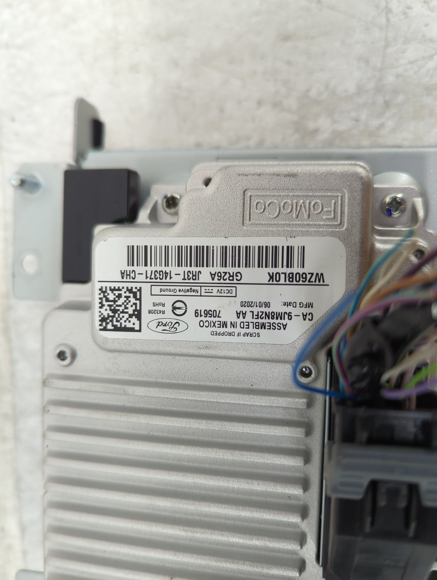2015-2018 Ford Edge Information Display Screen - Oemusedautoparts1.com