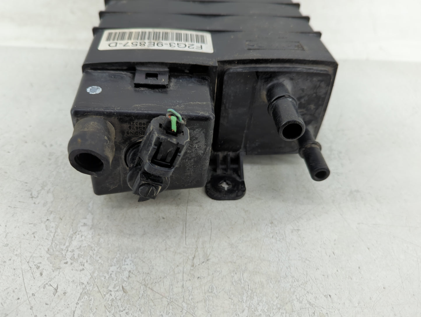 2016 Ford Edge Fuel Vapor Charcoal Canister - Oemusedautoparts1.com