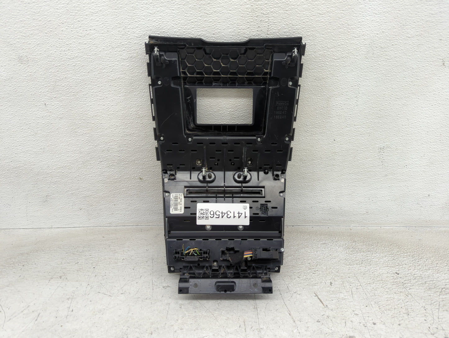 2015-2018 Ford Edge Radio AM FM Cd Player Receiver Replacement P/N:FT4T-18E243-AK Fits Fits 2015 2016 2017 2018 OEM Used Aut