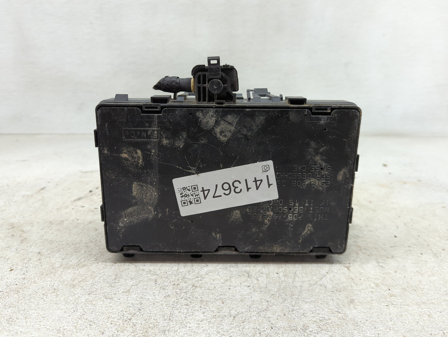 2015-2018 Ford Edge Fusebox Fuse Box Panel Relay Module P/N:G2GT14A067BB Fits Fits 2015 2016 2017 2018 OEM Used Auto Parts -