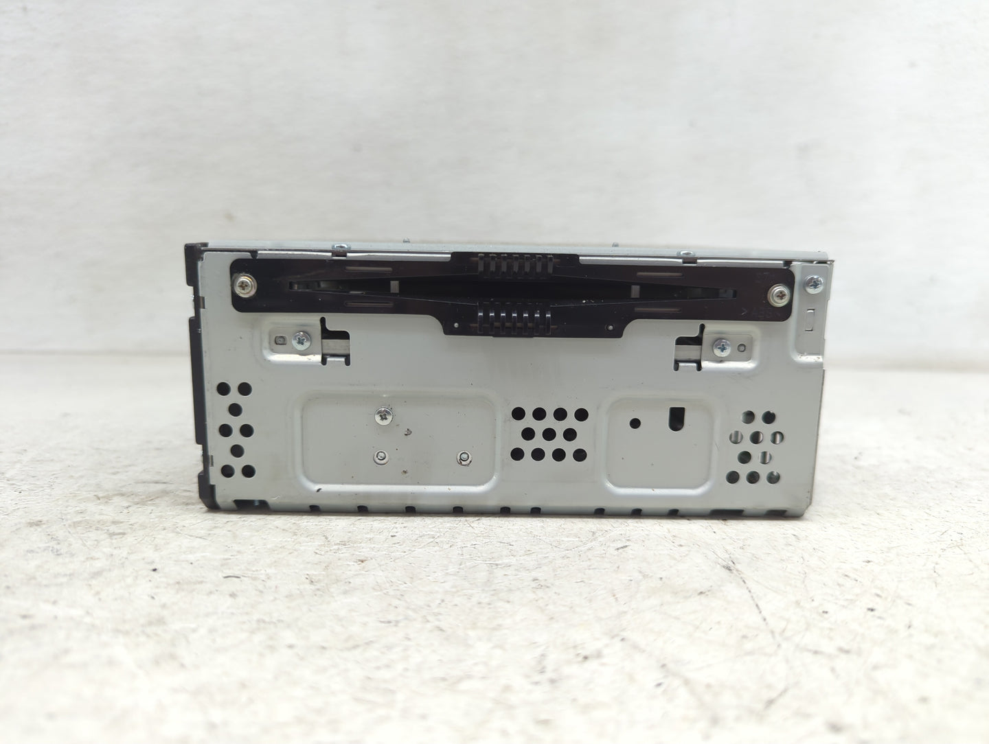 2015-2018 Ford Edge Radio AM FM Cd Player Receiver Replacement P/N:FT4T-19C107-KD Fits Fits 2015 2016 2017 2018 OEM Used Aut