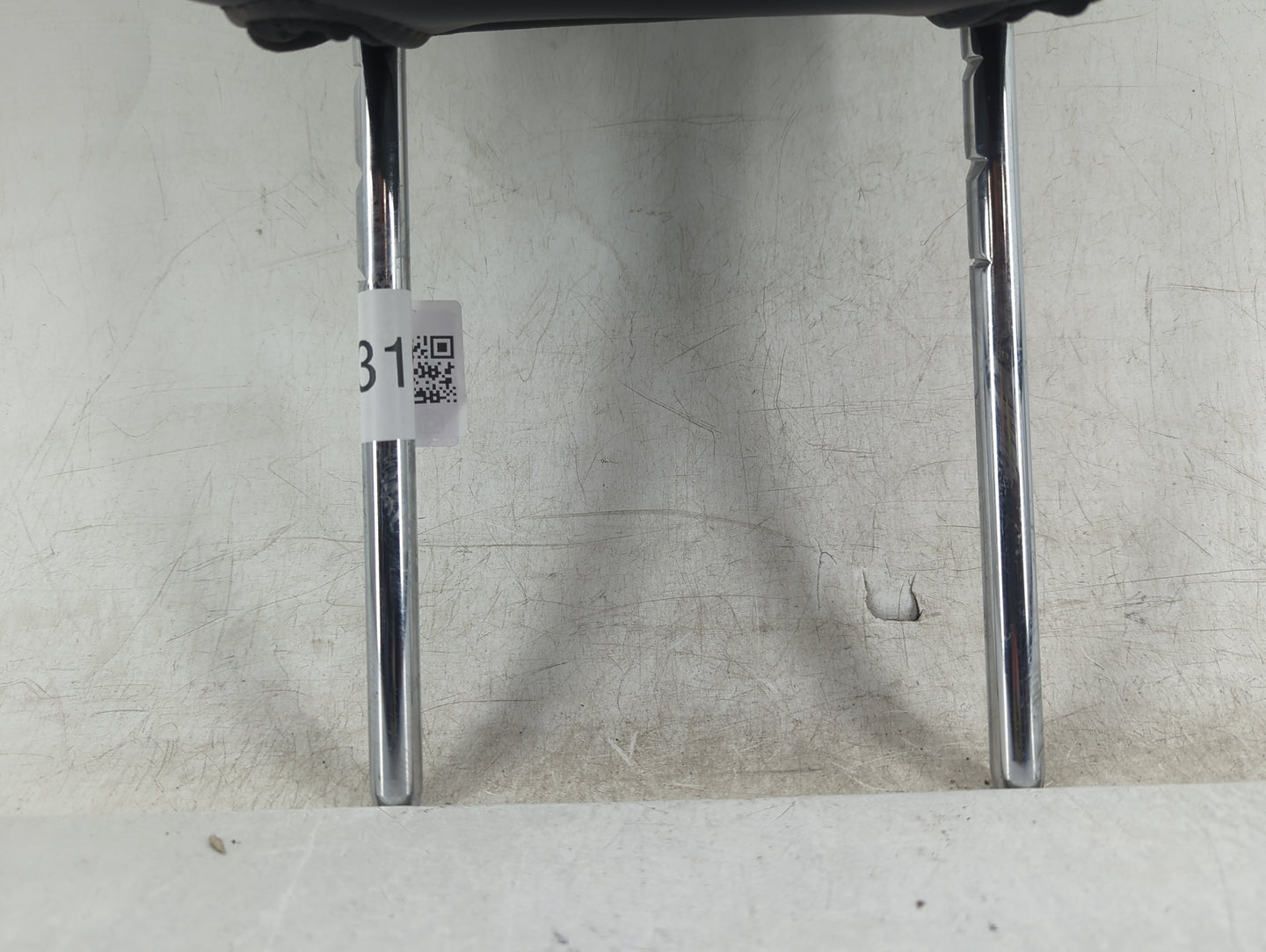 2015-2016 Ford Edge Headrest Head Rest Front Driver Passenger Seat Black - Oemusedautoparts1.com