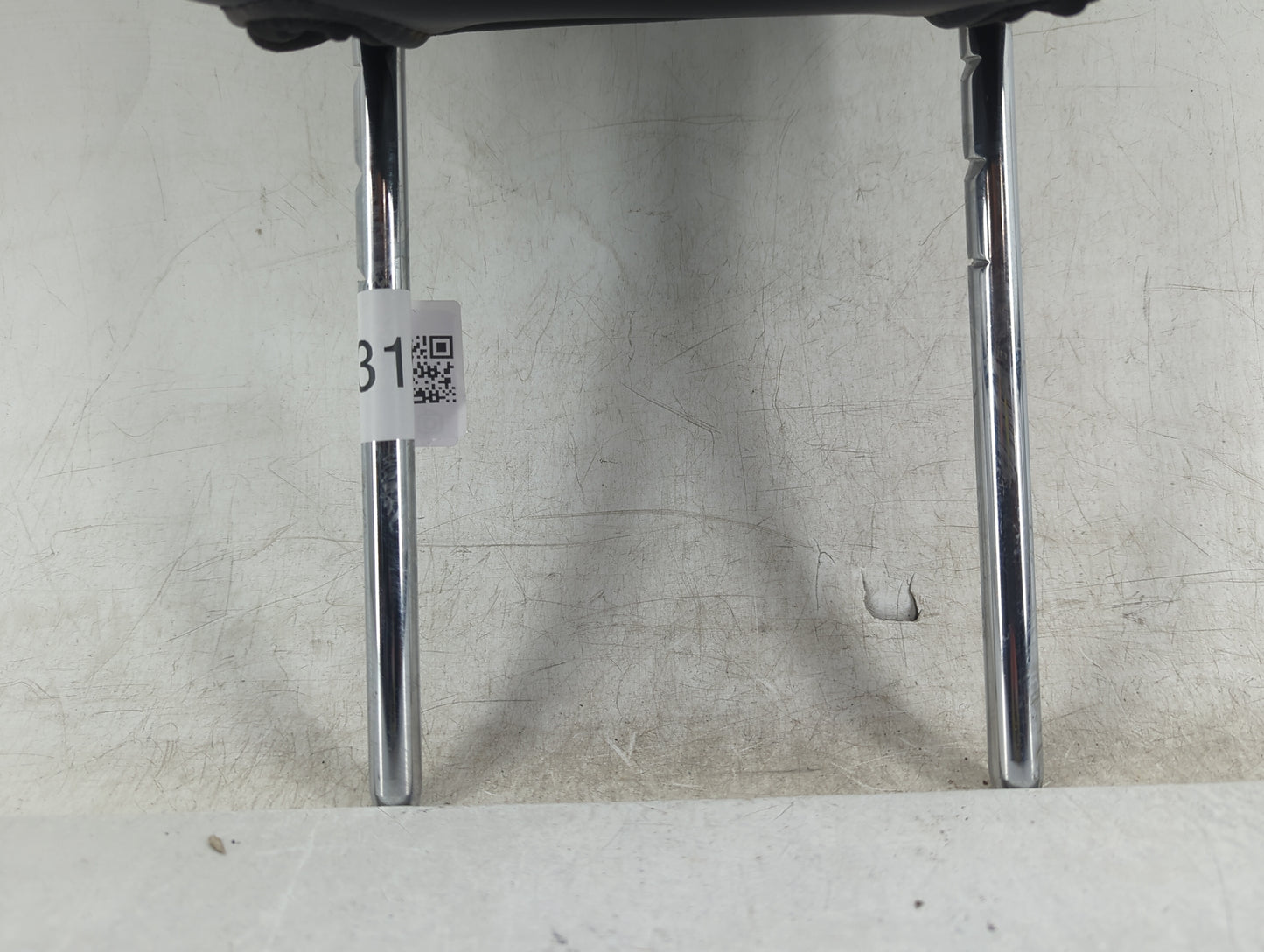 2015-2016 Ford Edge Headrest Head Rest Front Driver Passenger Seat Black - Oemusedautoparts1.com
