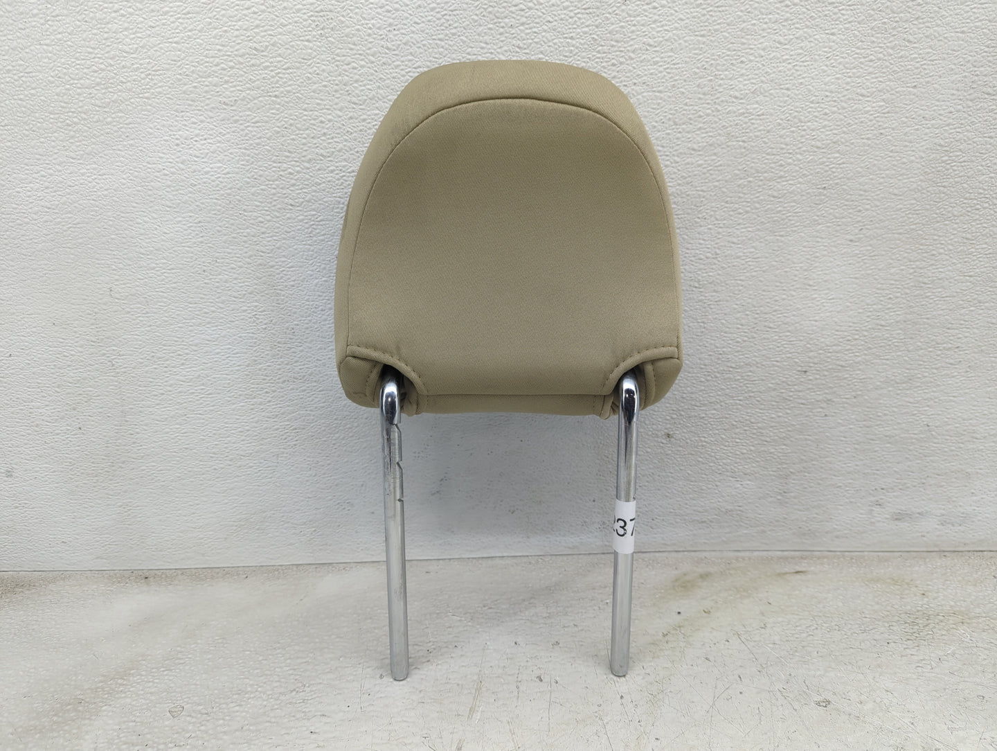 2016 Ford Edge Headrest Head Rest Front Driver Seat Light Beige - Oemusedautoparts1.com