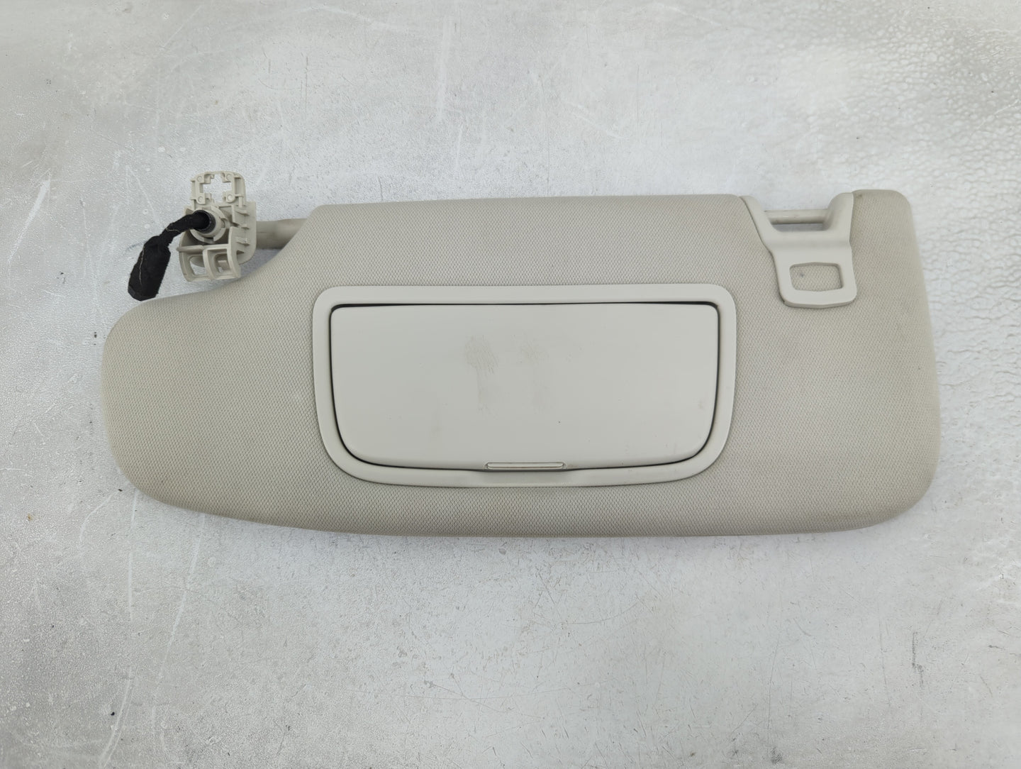 2015-2020 Ford Edge Sun Visor Shade Replacement Driver Left Mirror Fits Fits 2015 2016 2017 2018 2019 2020 OEM Used Auto Par