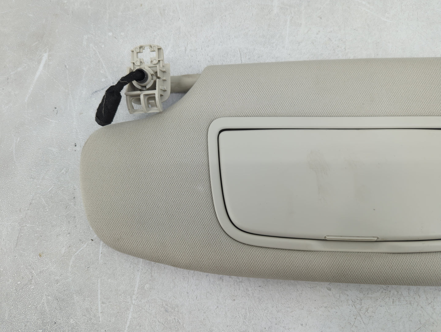 2015-2020 Ford Edge Sun Visor Shade Replacement Driver Left Mirror Fits Fits 2015 2016 2017 2018 2019 2020 OEM Used Auto Par