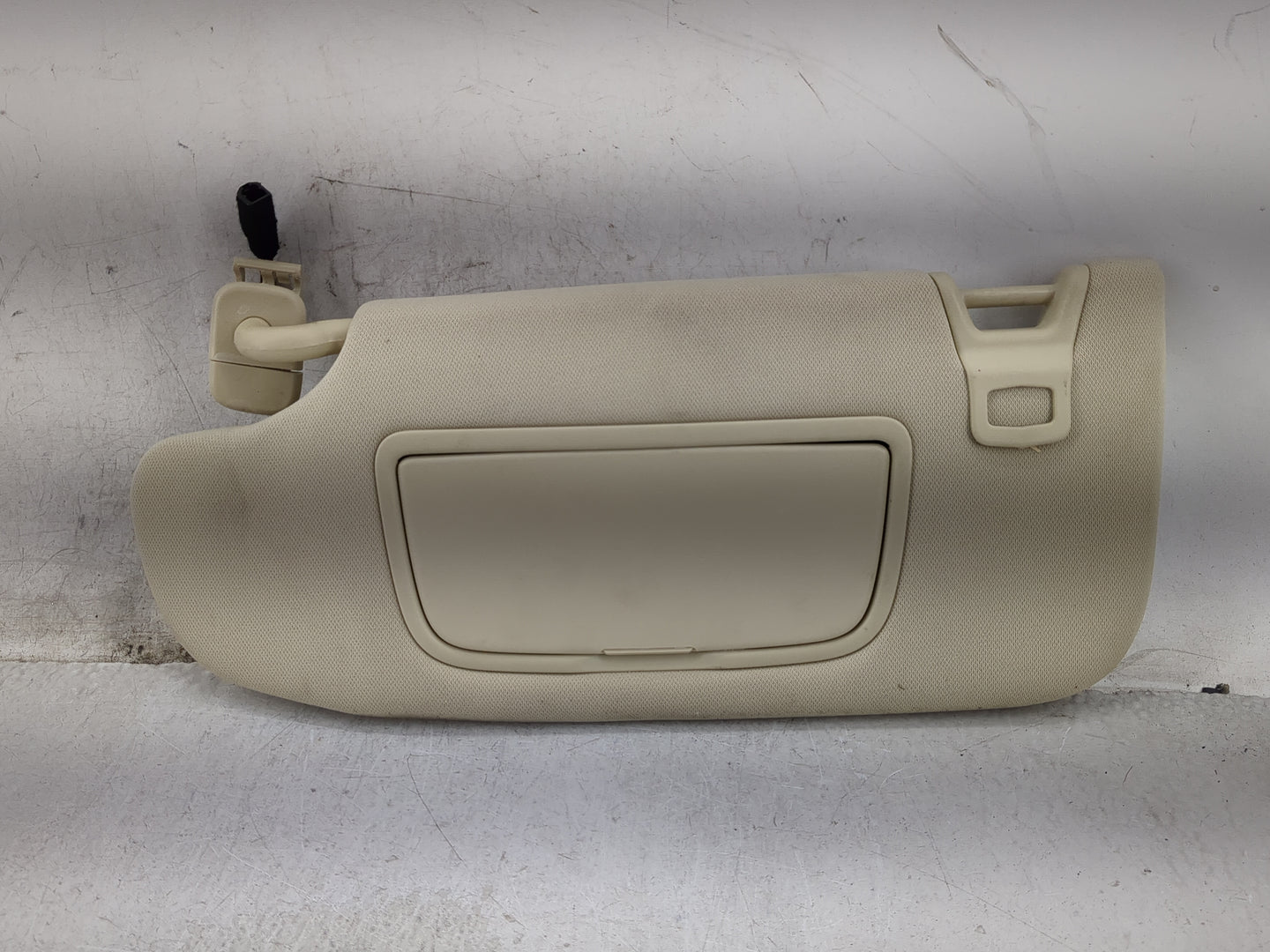 2015-2020 Ford Edge Sun Visor Shade Replacement Driver Left Mirror Fits Fits 2015 2016 2017 2018 2019 2020 OEM Used Auto Par