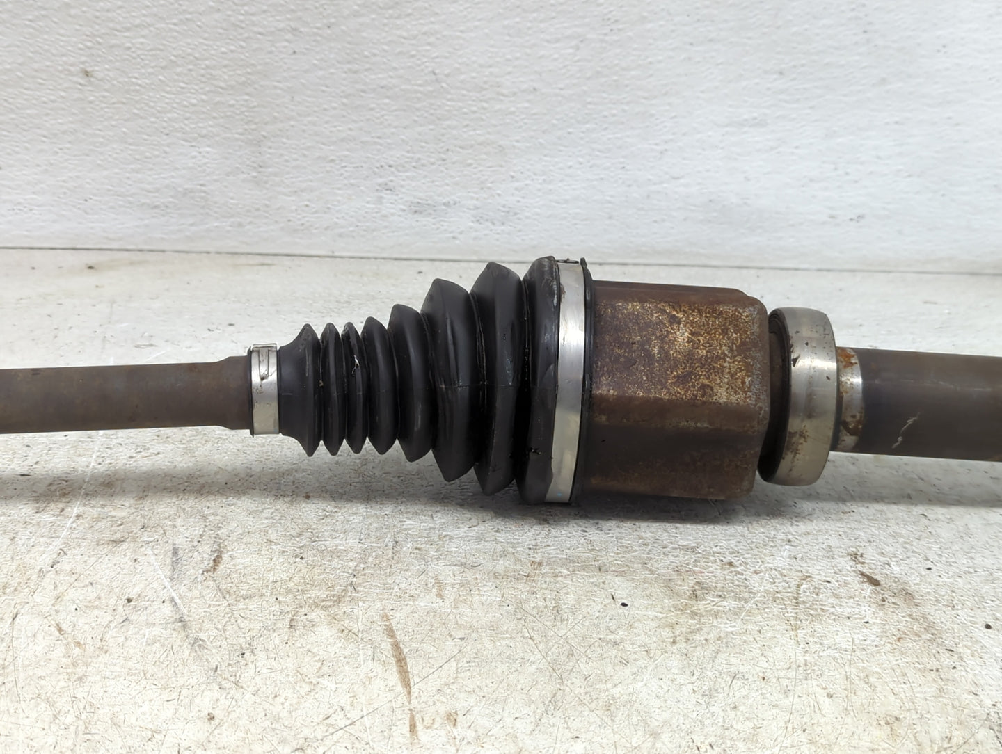 2015-2018 Ford Edge Axle Shaft Front Passenger Cv C/v - Oemusedautoparts1.com