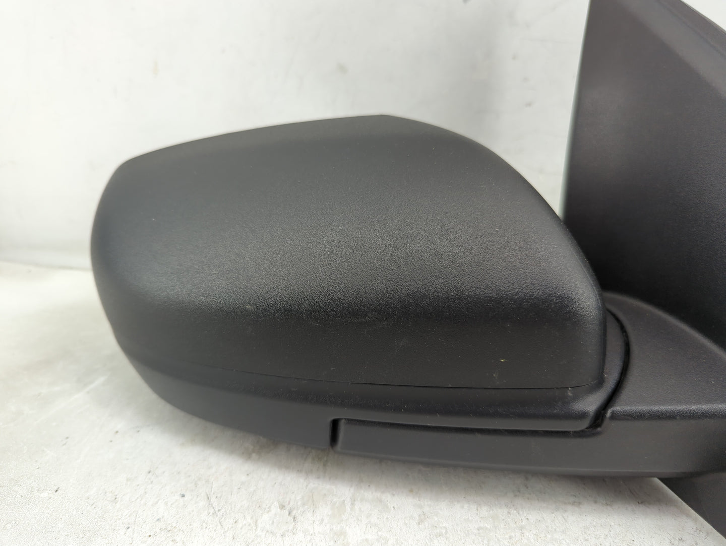 2015-2018 Ford Edge Passenger Side View Mirror - Right Door Mirror OEM Used - Oemusedautoparts1.com
