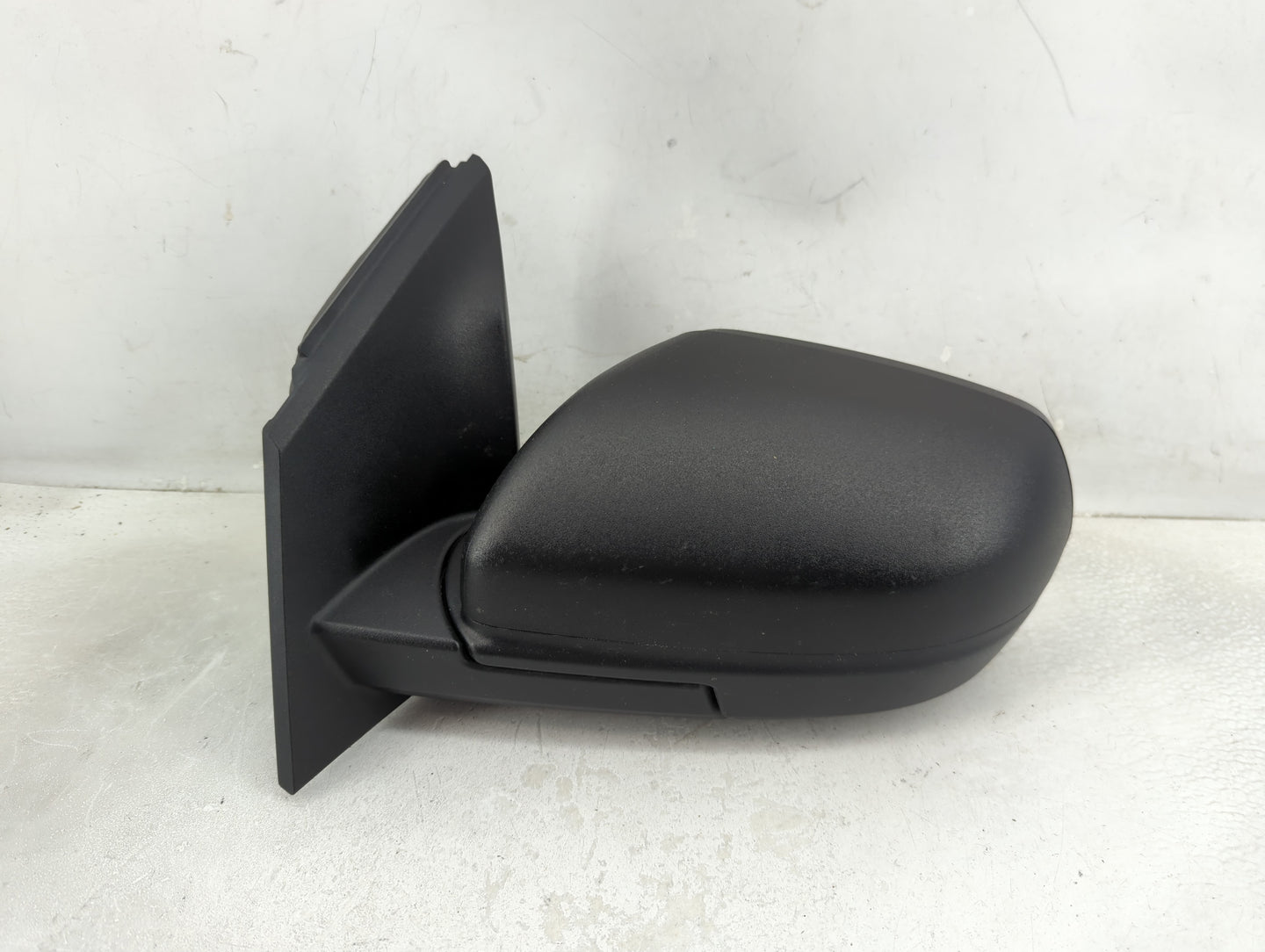 2015-2018 Ford Edge Driver Side View Mirror - Left Door Mirror OEM Used - Oemusedautoparts1.com
