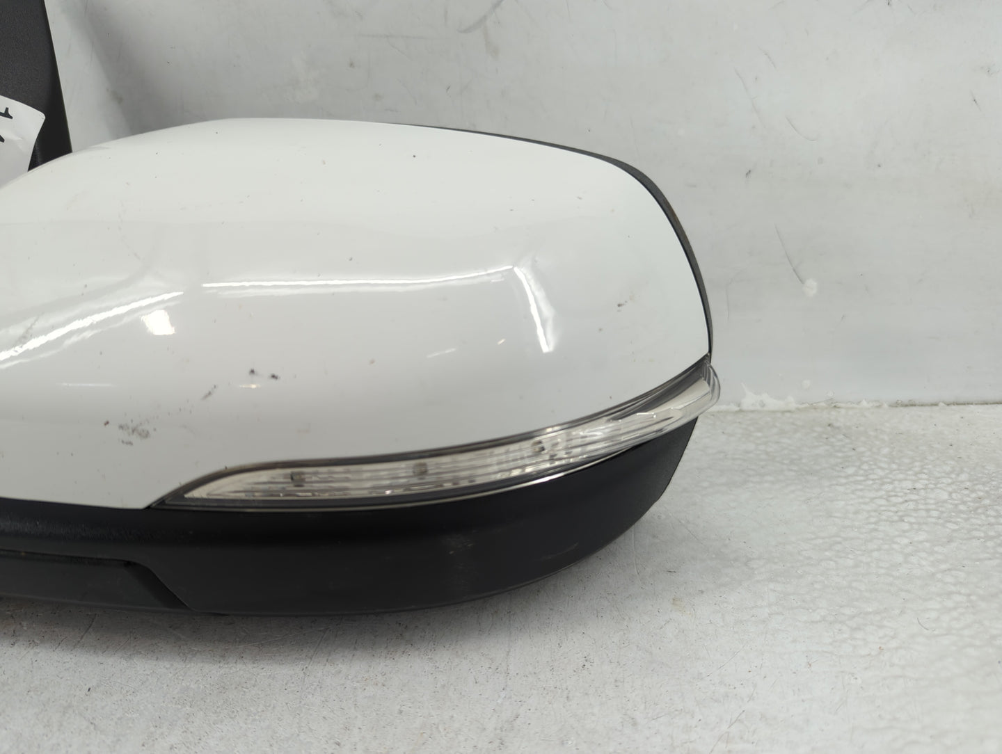 2015-2018 Ford Edge Driver Side View Mirror - Left Door Mirror OEM Used - Oemusedautoparts1.com
