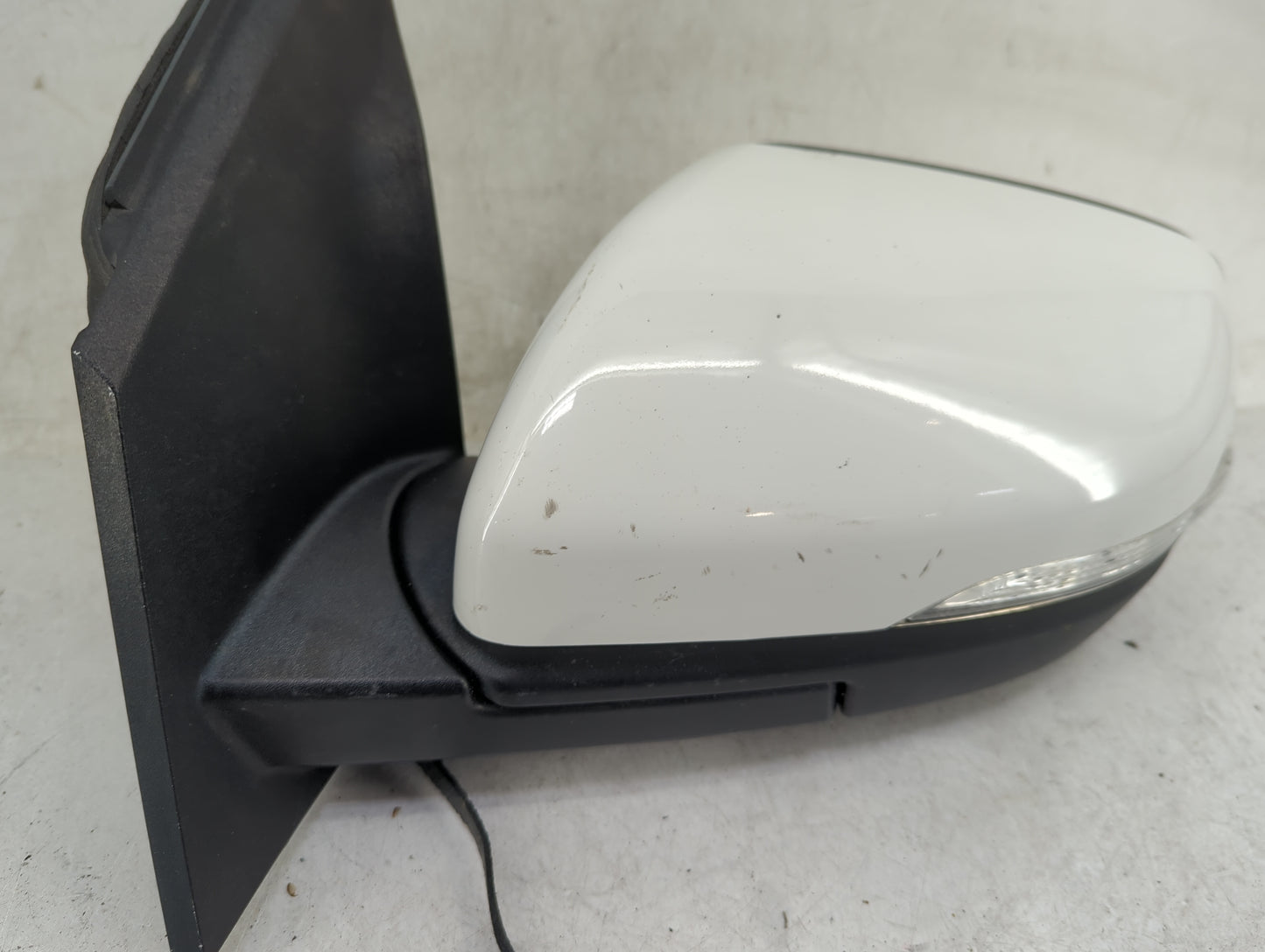2015-2018 Ford Edge Driver Side View Mirror - Left Door Mirror OEM Used - Oemusedautoparts1.com