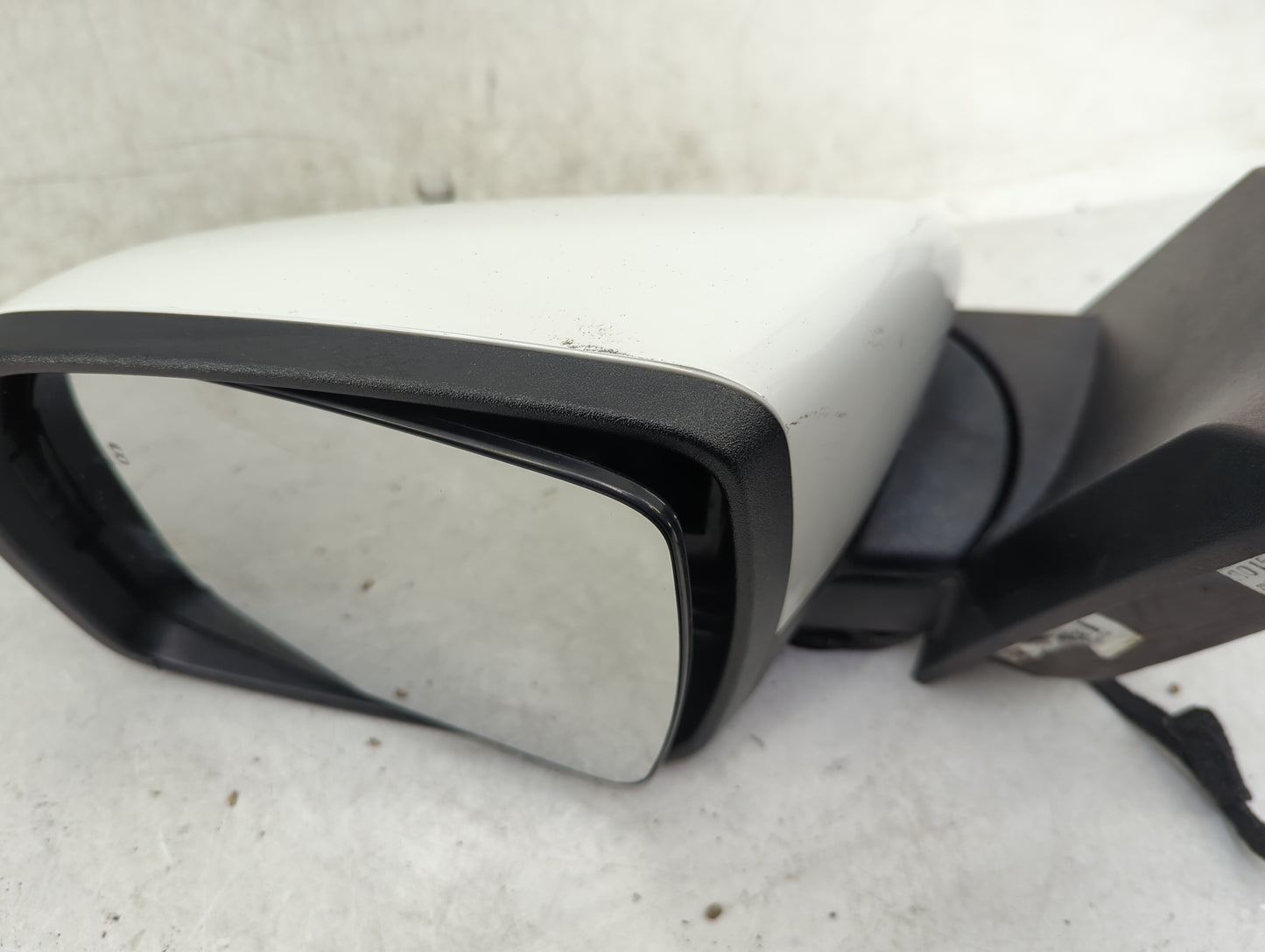 2015-2018 Ford Edge Driver Side View Mirror - Left Door Mirror OEM Used - Oemusedautoparts1.com