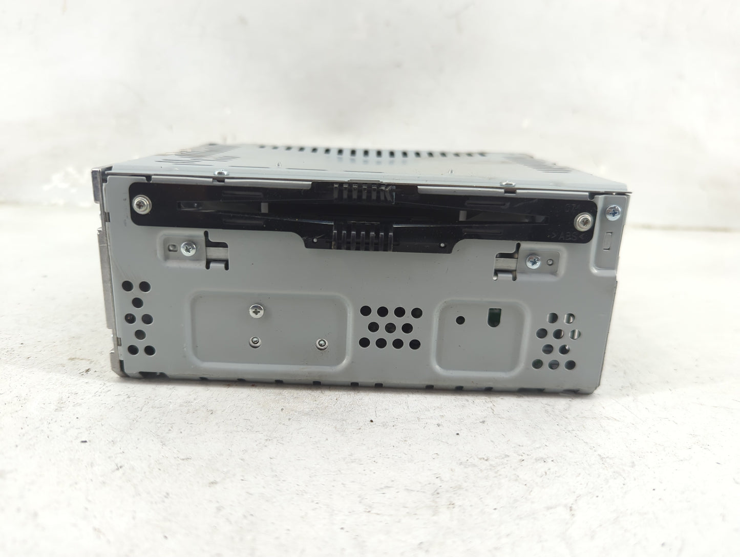 2016-2018 Ford Edge Radio AM FM Cd Player Receiver Replacement P/N:EM2T-19C10 CQ-JJ64E0UMD Fits Fits 2016 2017 2018 OEM Used