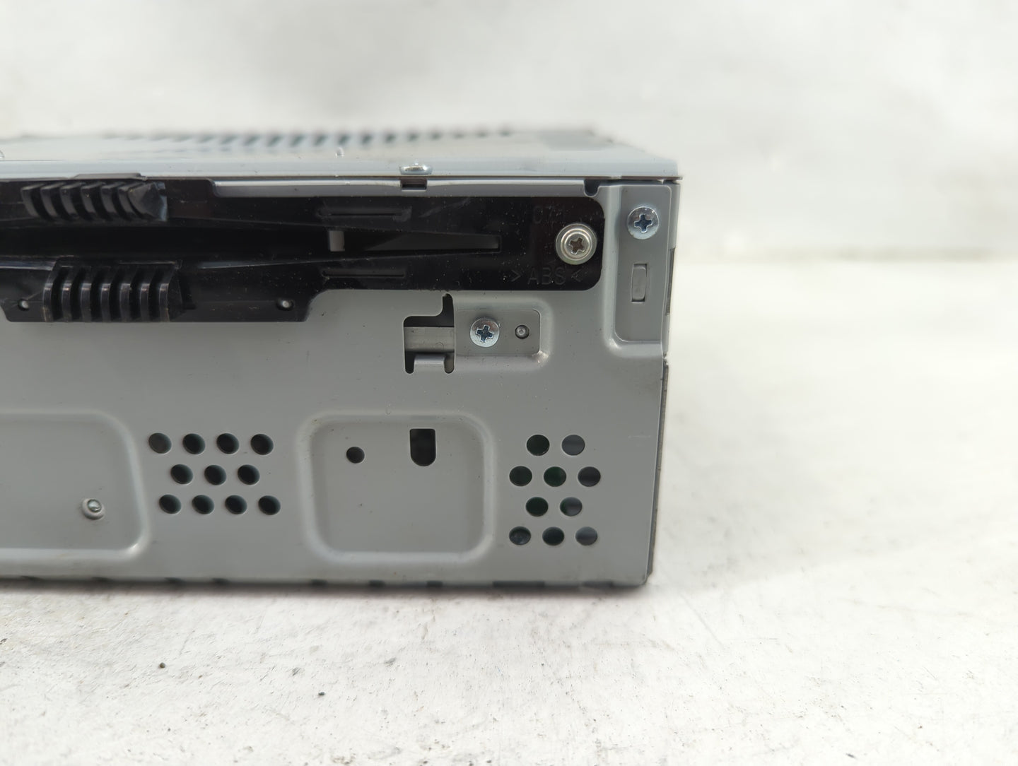 2016-2018 Ford Edge Radio AM FM Cd Player Receiver Replacement P/N:EM2T-19C10 CQ-JJ64E0UMD Fits Fits 2016 2017 2018 OEM Used