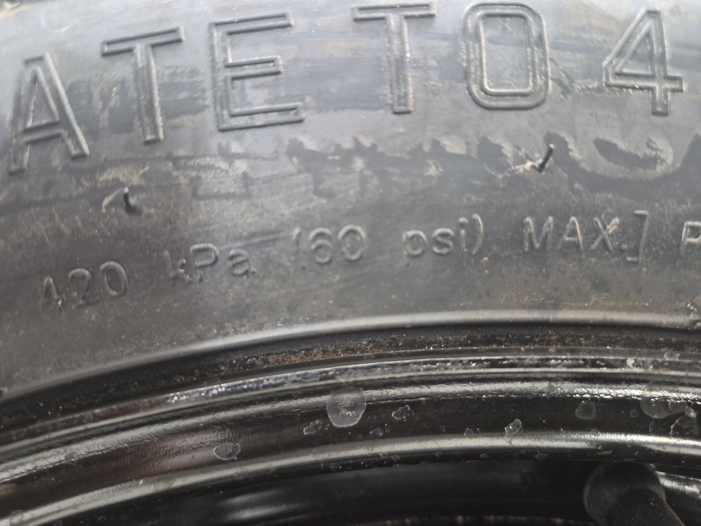 2015-2018 Ford Edge Spare Donut Tire Wheel Rim Oem - Oemusedautoparts1.com