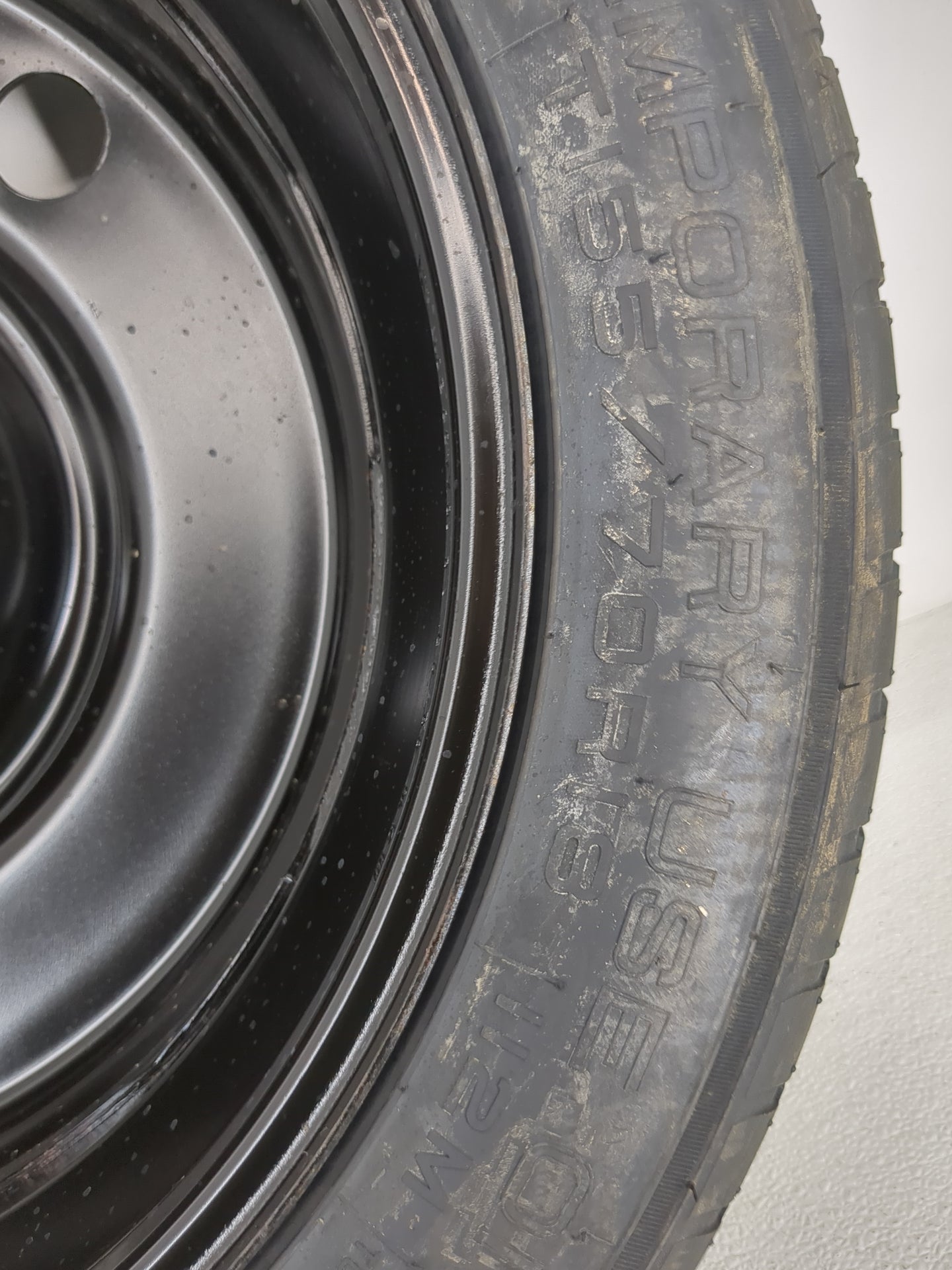 2015-2018 Ford Edge Spare Donut Tire Wheel Rim Oem 1462420 - Oemusedautoparts1.com