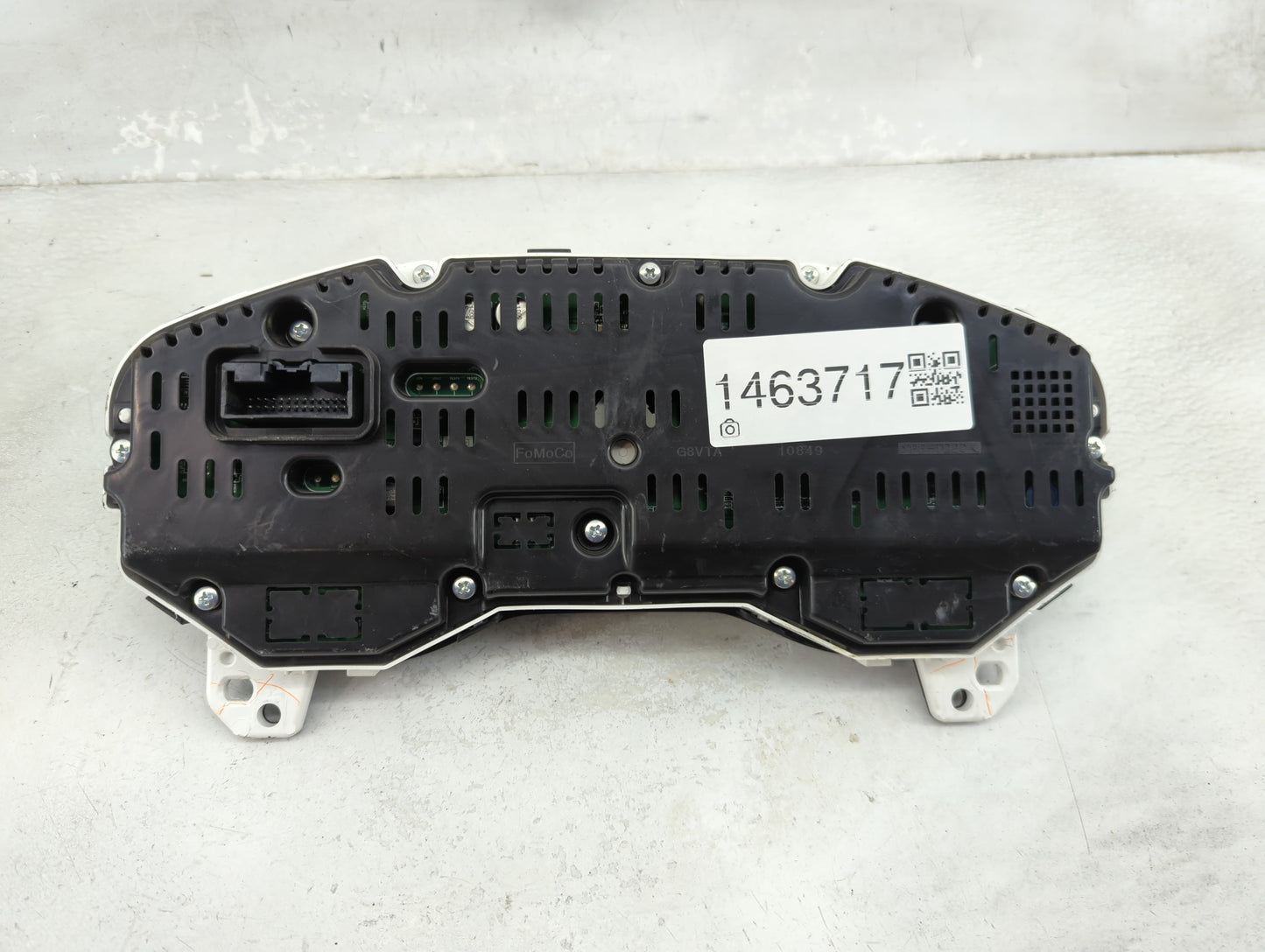 2016-2018 Ford Edge Instrument Cluster Speedometer Gauges P/N:GT4T-10849-CB Miles:102K Fits Fits 2016 2017 2018 OEM Used Aut