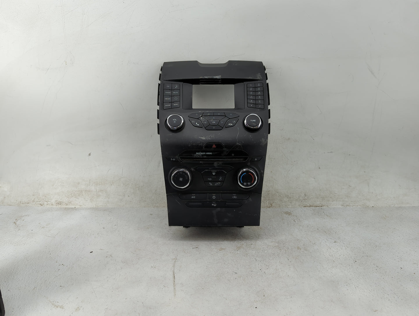 2015-2018 Ford Edge Radio Control Panel 1464406 - Oemusedautoparts1.com