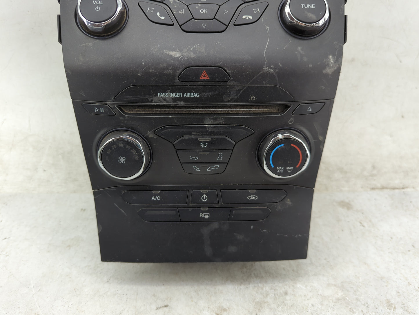 2015-2018 Ford Edge Radio Control Panel 1464406 - Oemusedautoparts1.com