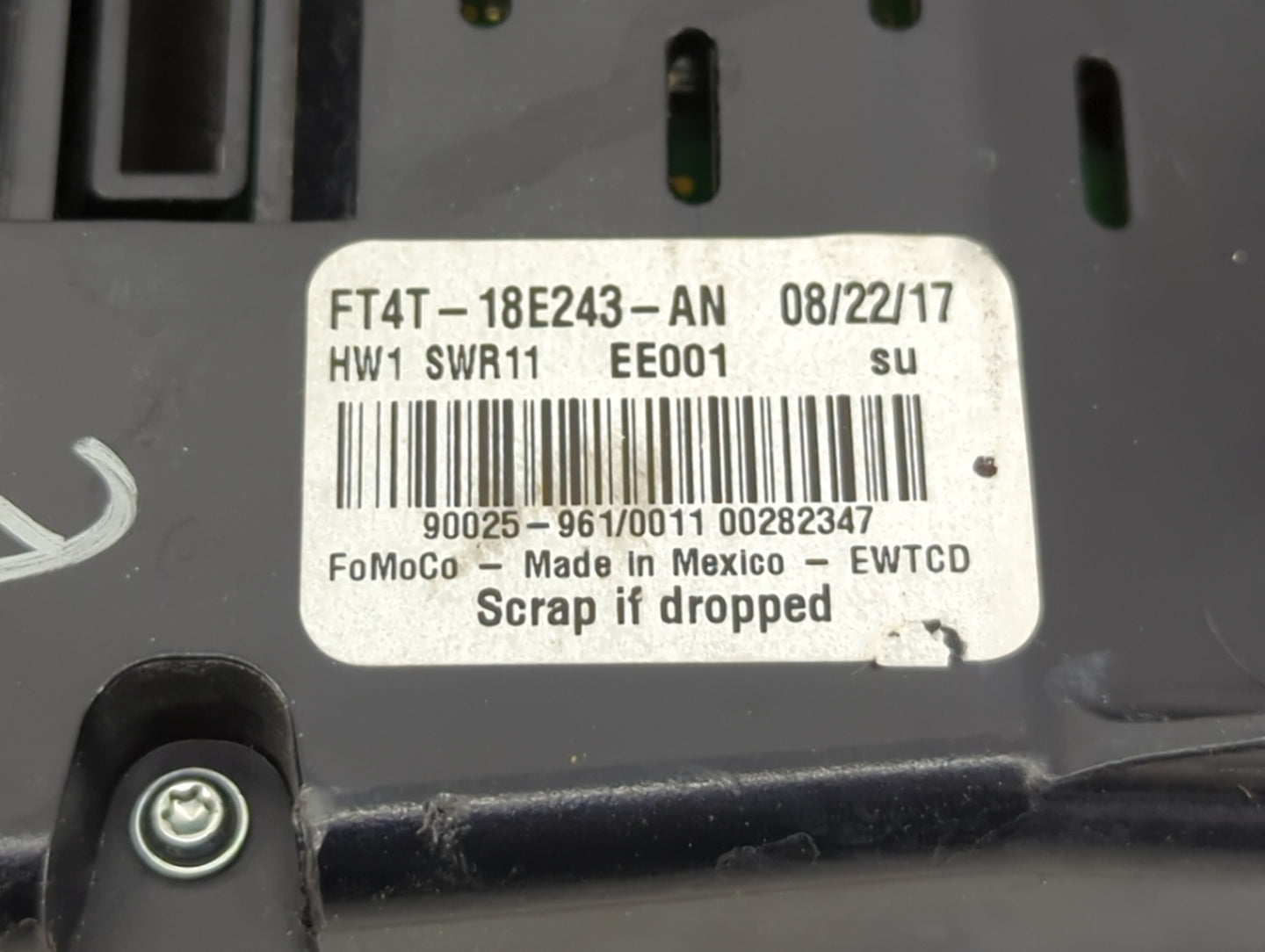 2015-2018 Ford Edge Radio Control Panel 1464406 - Oemusedautoparts1.com