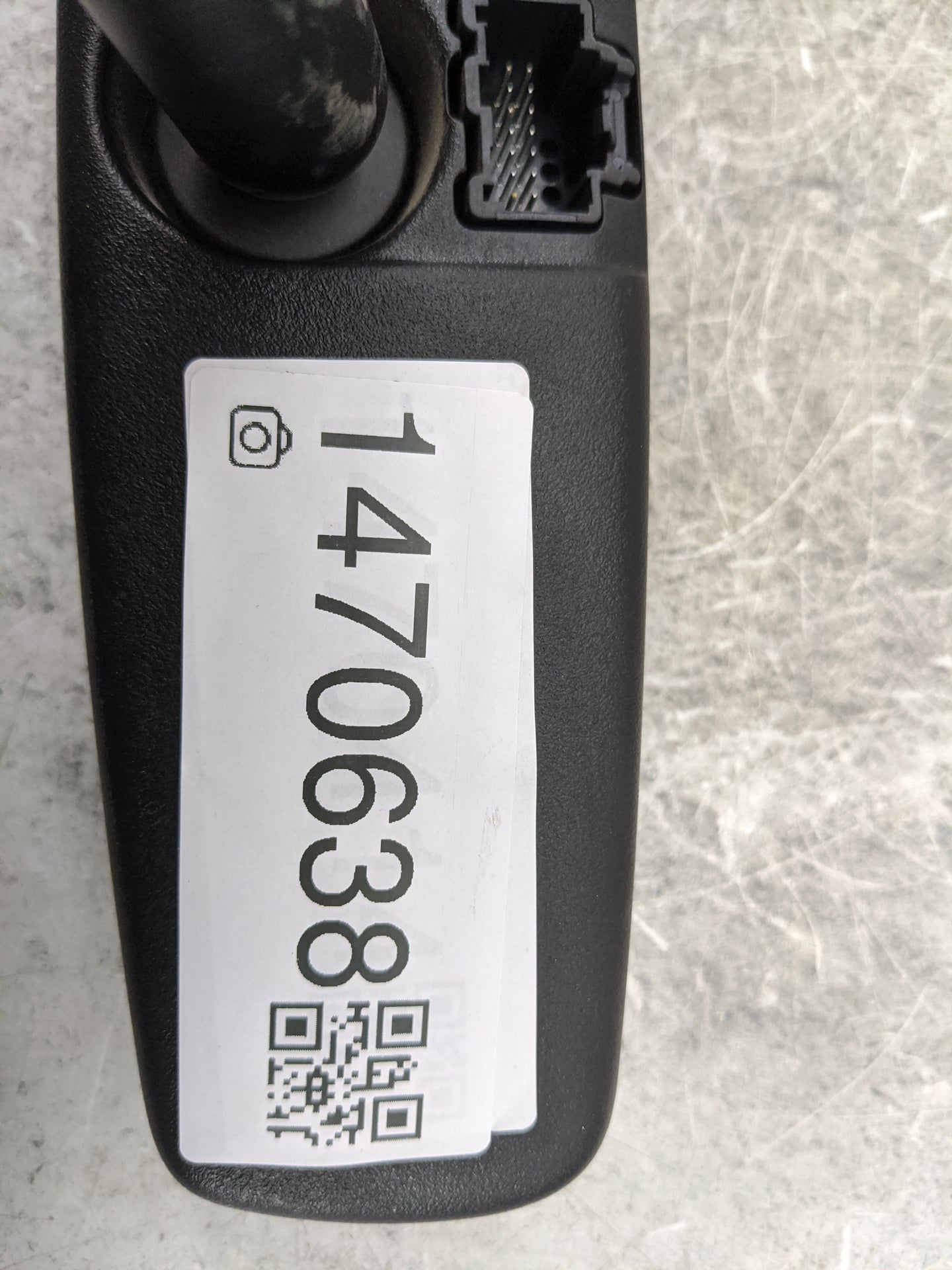 2011-2018 Ford Edge Interior Rear View Mirror Replacement OEM P/N:046533 026533 Fits OEM Used Auto Parts - Oemusedautoparts1