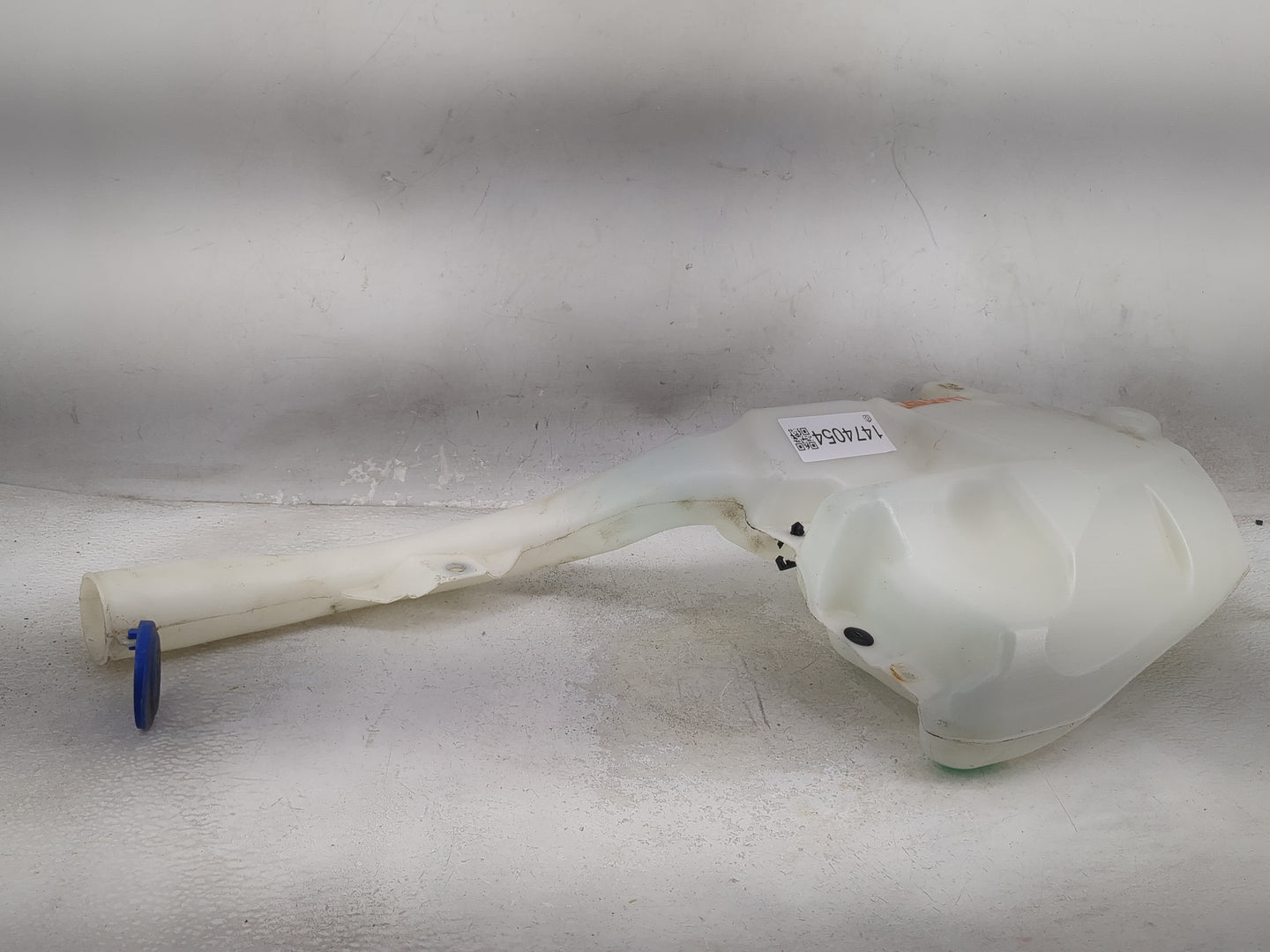 2016-2020 Ford Edge Windshield Washer Fluid Reservoir Bottle Oem 1474054 - Oemusedautoparts1.com