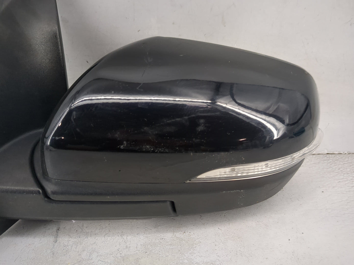 2015-2018 Ford Edge Driver Side View Mirror - Left Door Mirror OEM Used - Oemusedautoparts1.com