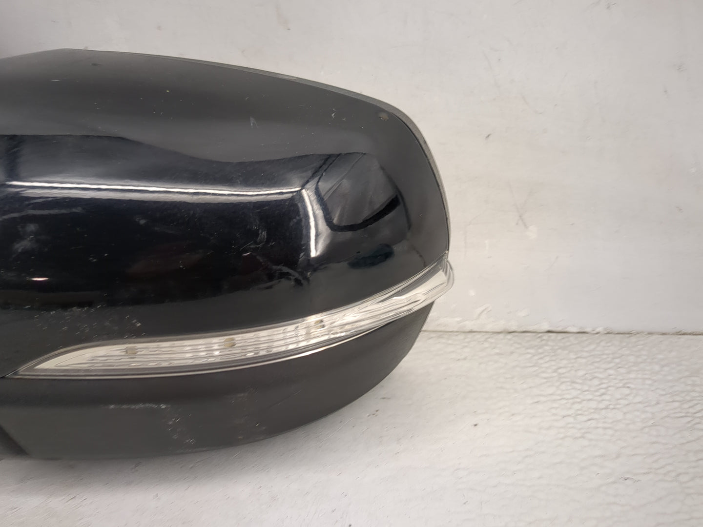 2015-2018 Ford Edge Driver Side View Mirror - Left Door Mirror OEM Used - Oemusedautoparts1.com