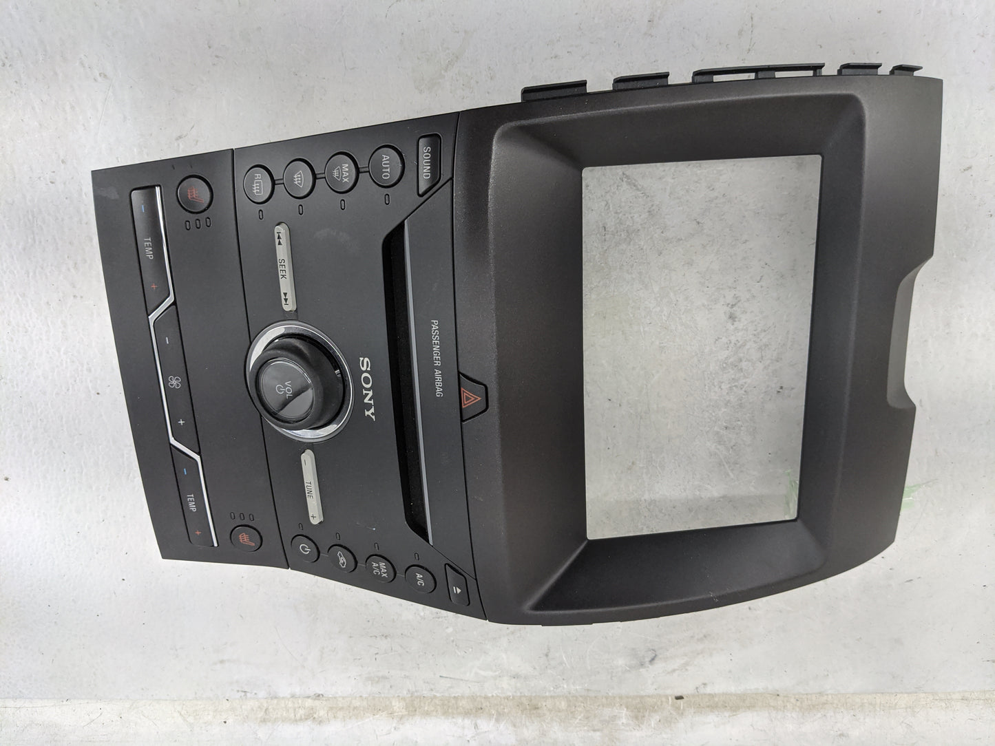 2016-2016 Ford Edge Radio Control Panel Black - Oemusedautoparts1.com