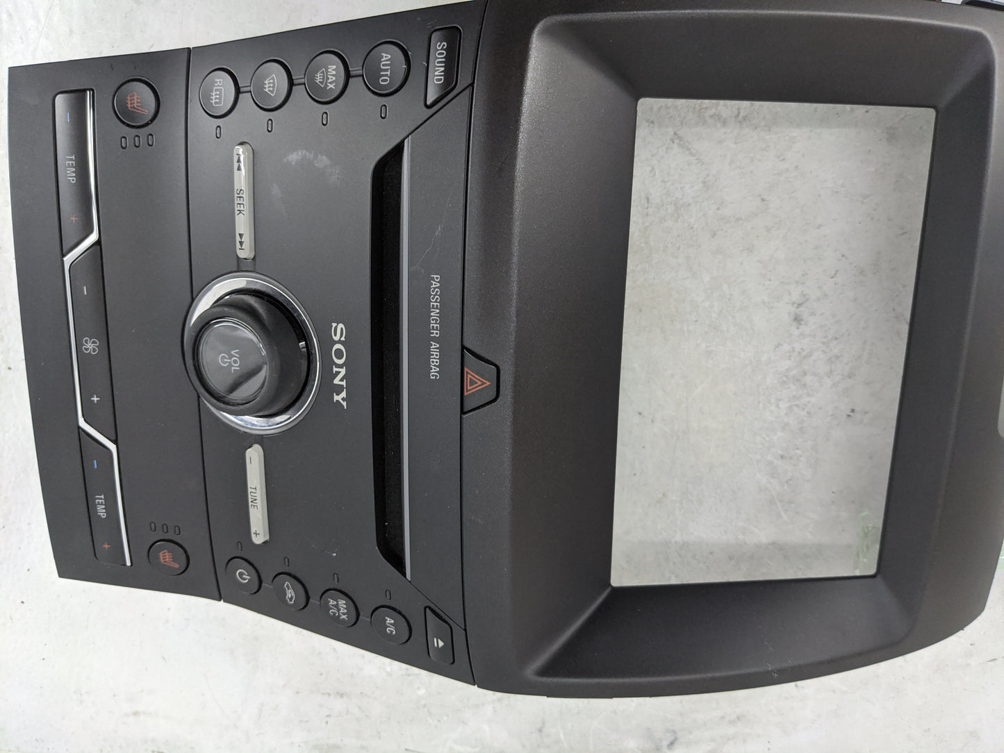 2016-2016 Ford Edge Radio Control Panel Black - Oemusedautoparts1.com