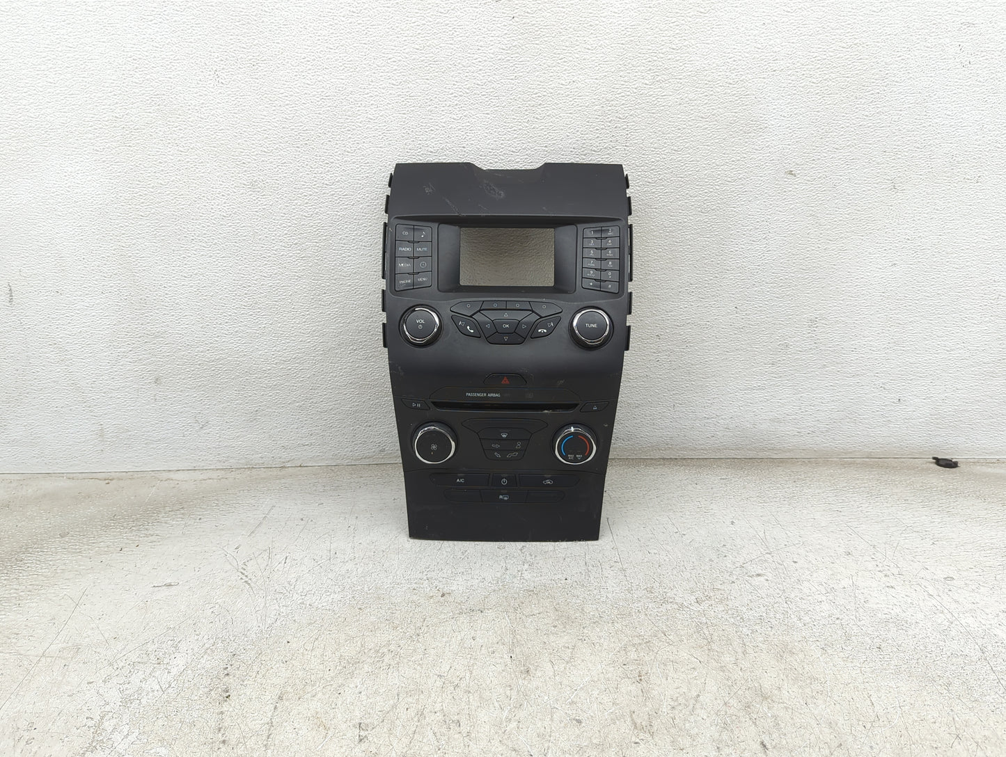 2015-2018 Ford Edge Radio Control Panel 1492770 - Oemusedautoparts1.com
