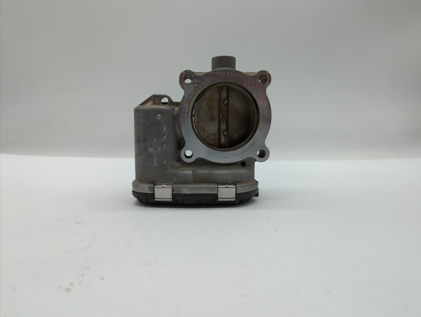 2015-2018 Ford Edge Throttle Body P/N:DS7E-9F991-BB Fits Fits 2014 2015 2016 2017 2018 2019 OEM Used Auto Parts - Oemusedaut